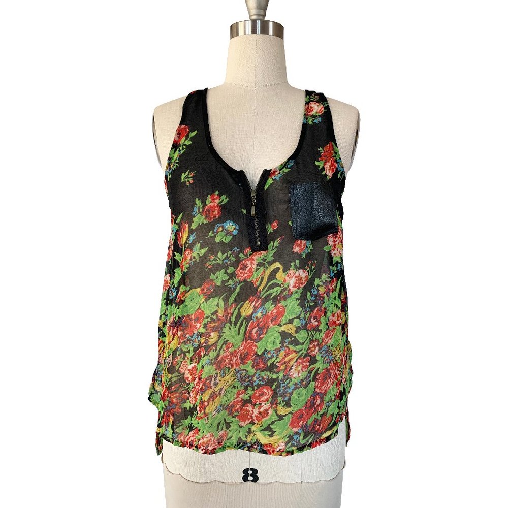 Chiffon hi-lo sleeveless top